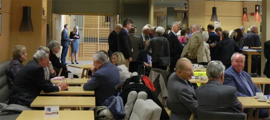 Delegates have lunch and mingle