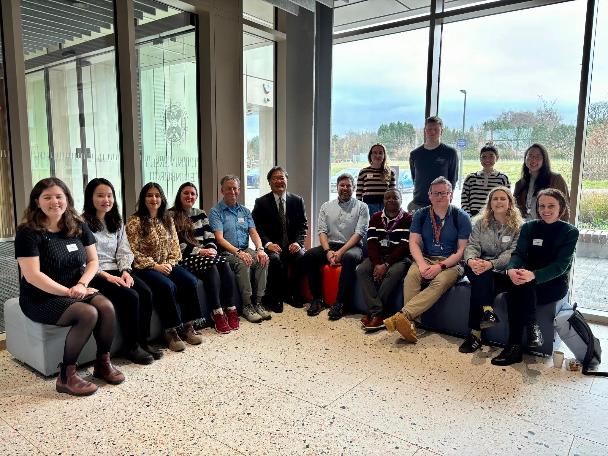 Students meet Duke Han