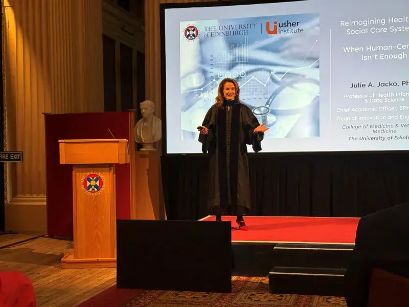 Professor Julie Jacko presenting her 2025 inaugural lecture