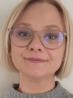 Dr Alice Lee