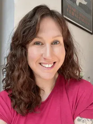 Dr Holly Tibble